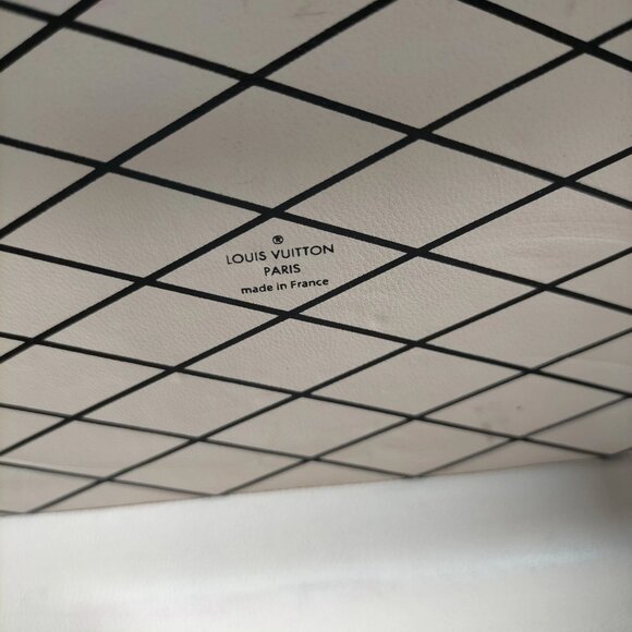 Louis Vuitton LV Shoulder Bag Petite Mar white Vernis mon-1172-091825 - Picture 16 of 16